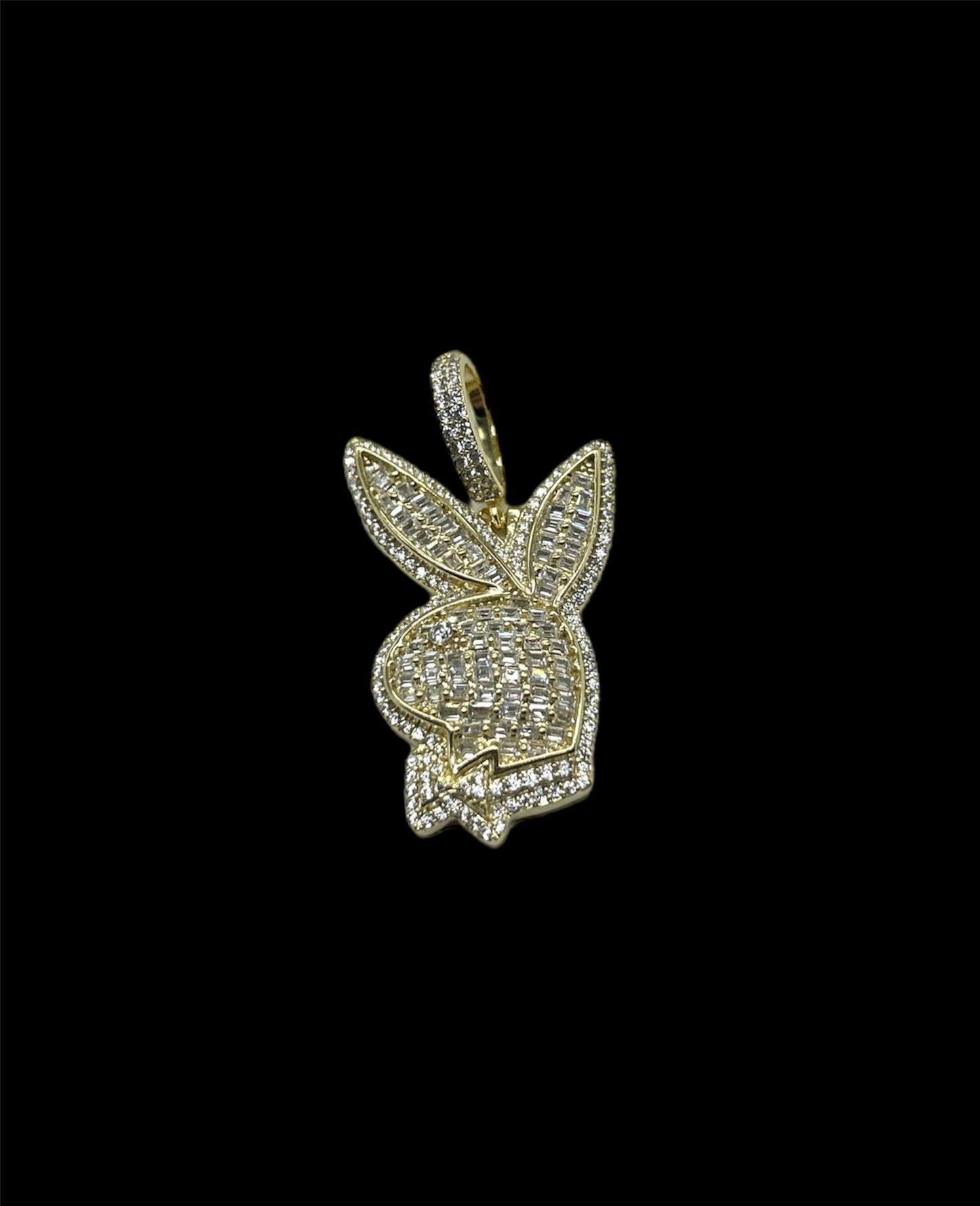 Play Boy Emerald Cut