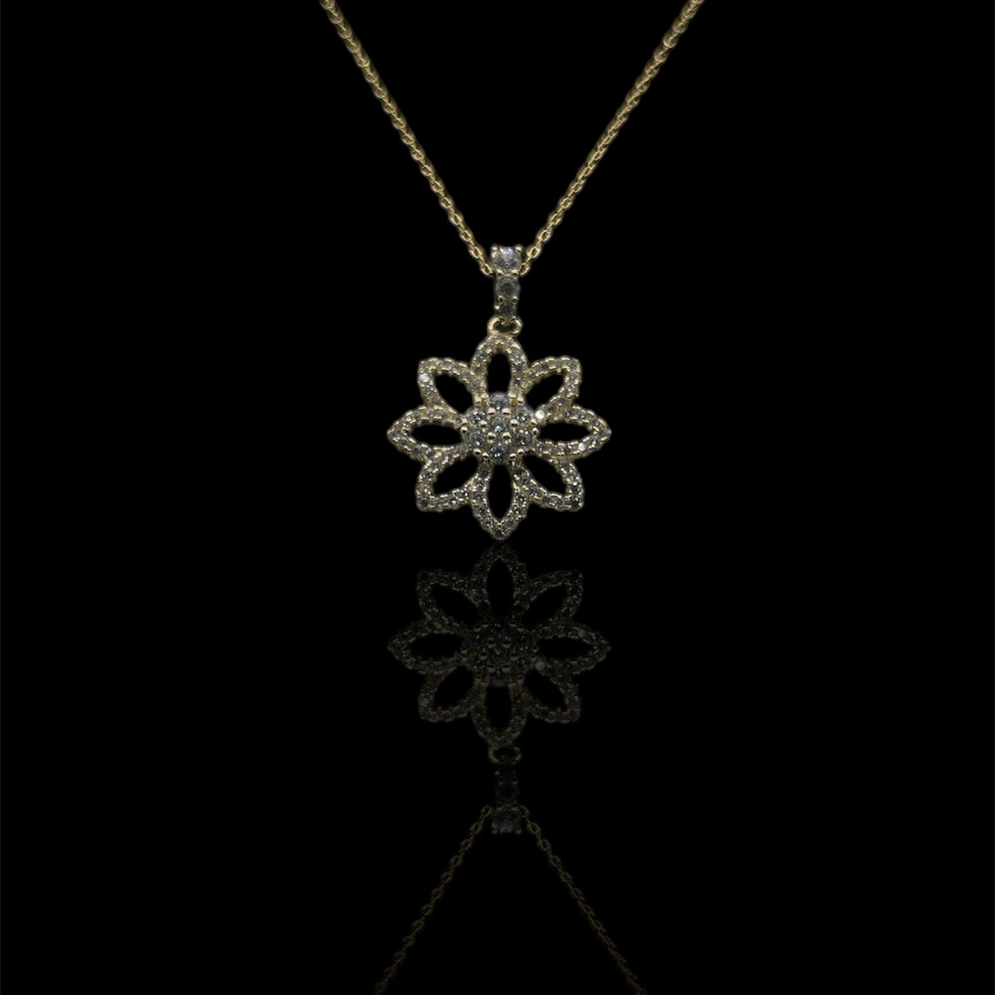 Swarovski Flower W/ Chain