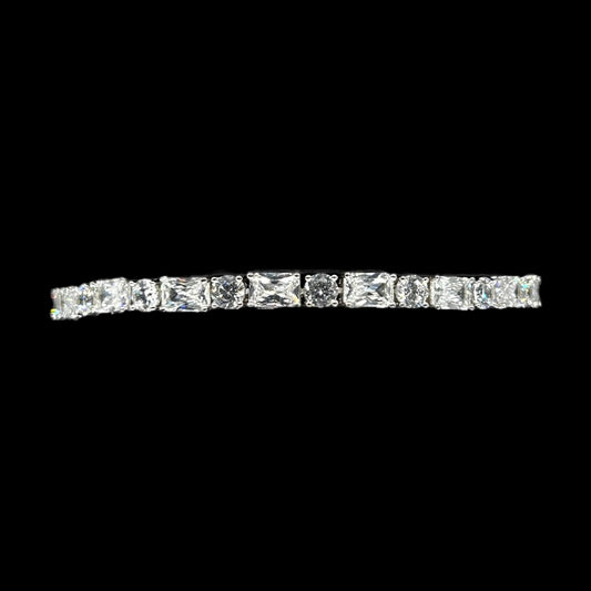 Round & Baguette Cut Tennis Bracelet