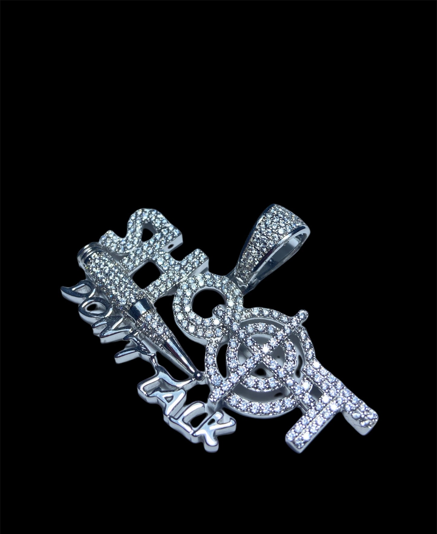 Pendant “SHOOT DONT TALK”