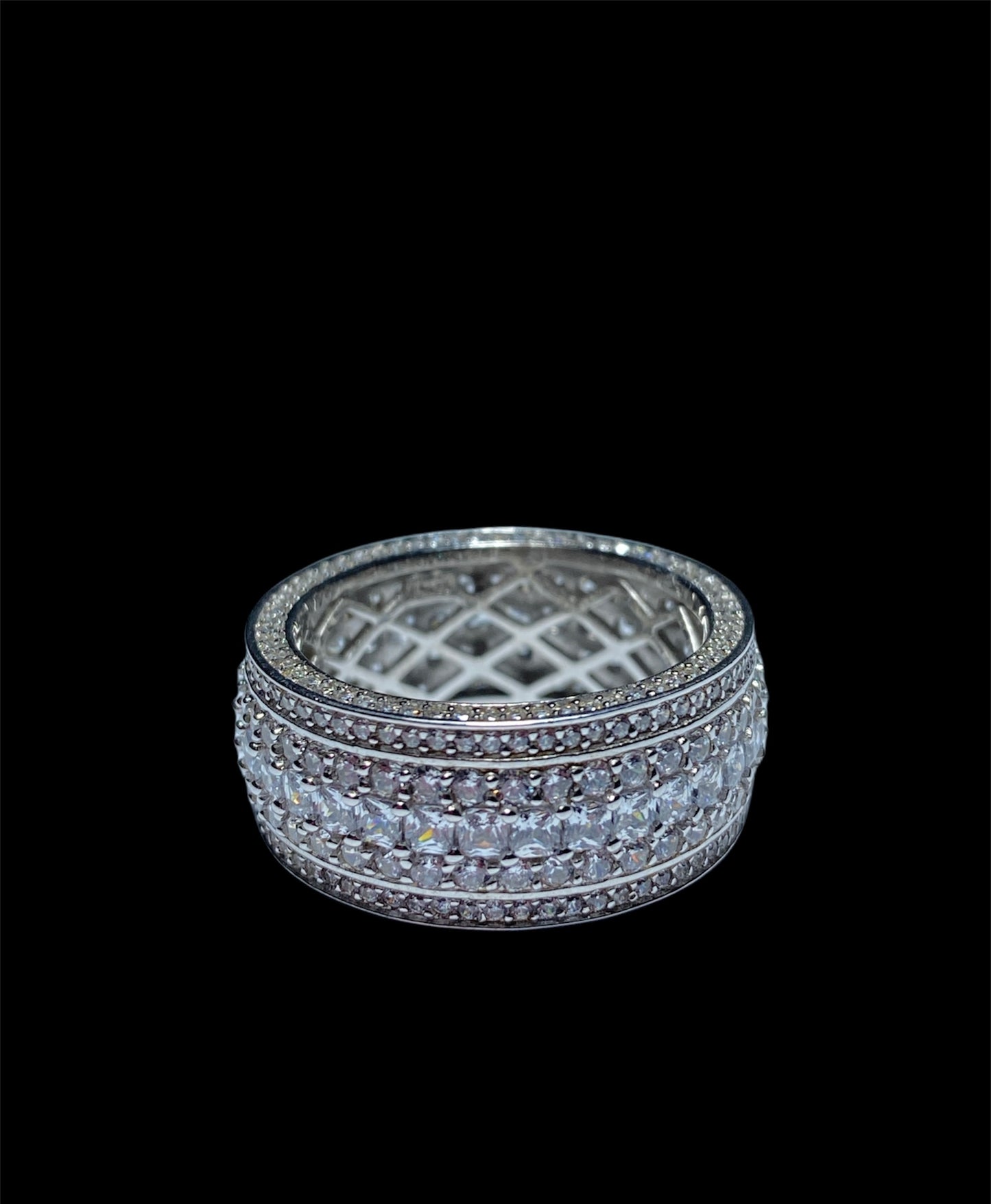 RING MODEL 015
