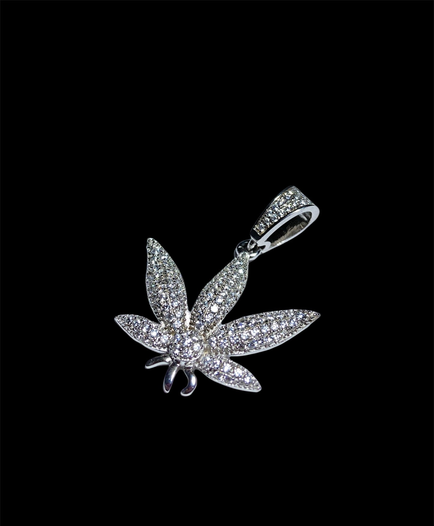 Pendant De Mari Silver Color