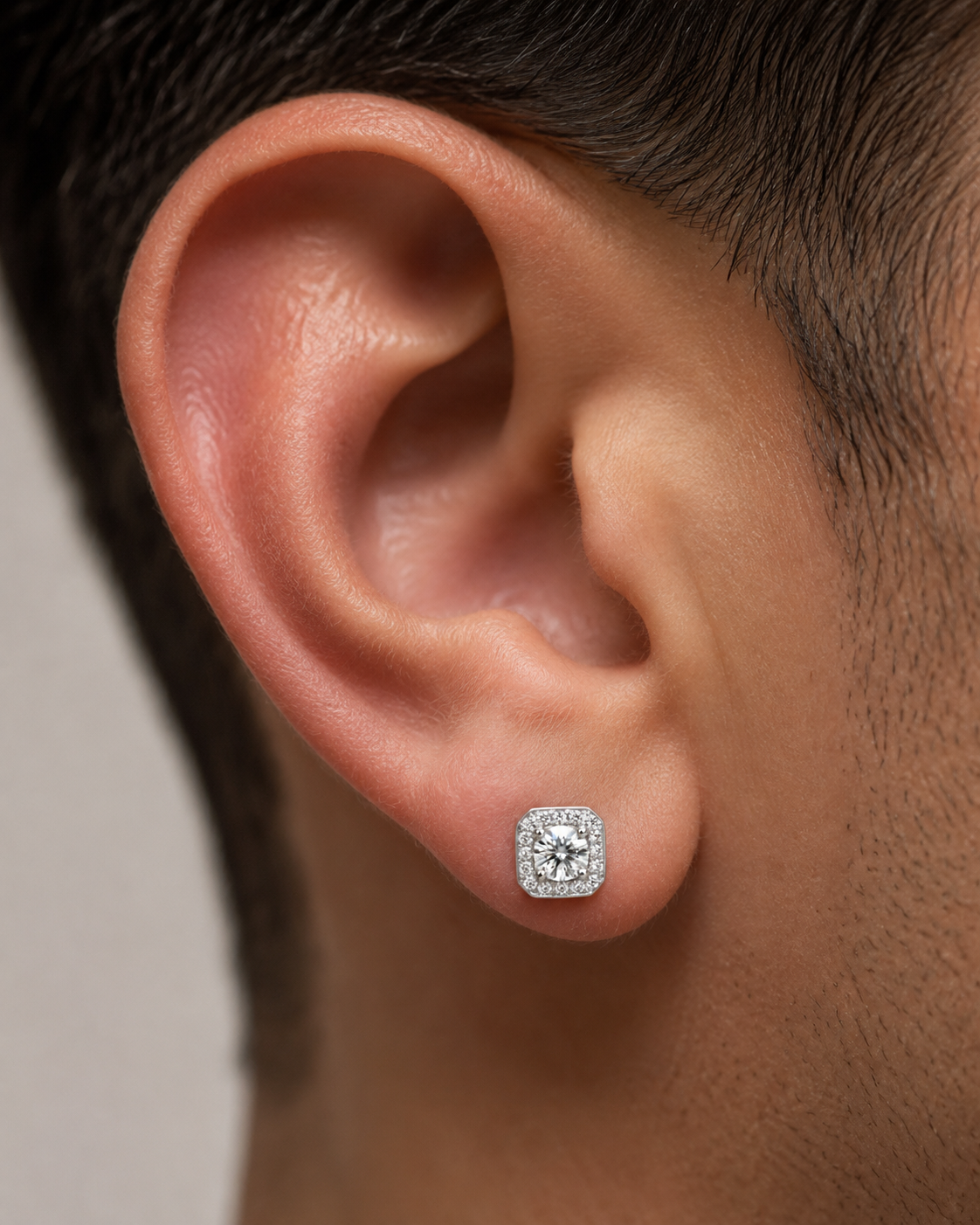 Square Earring Round Center Stone 4mm