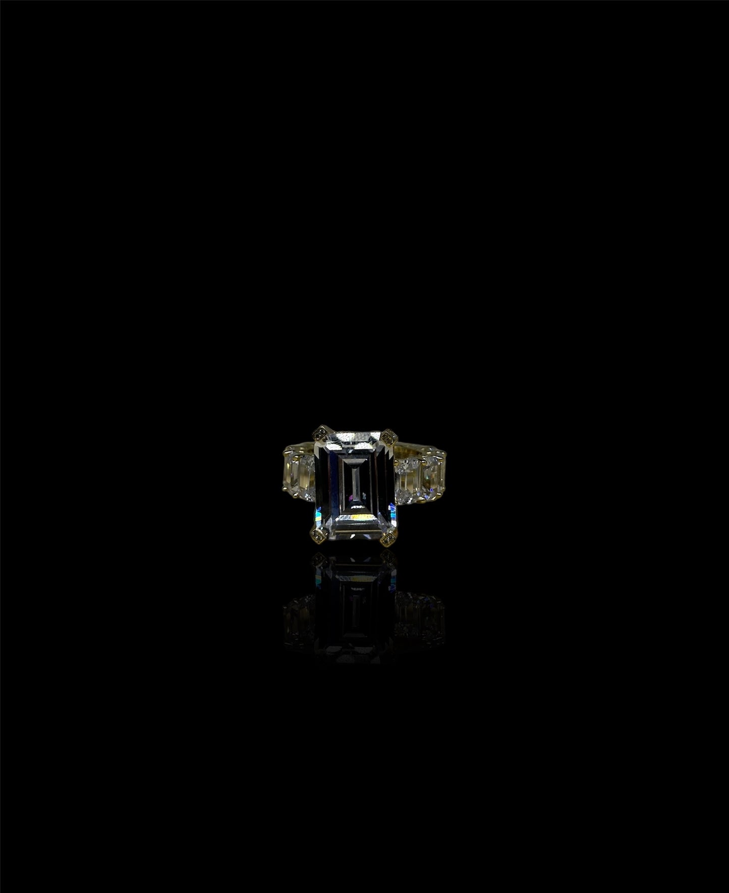 RING MODEL 002