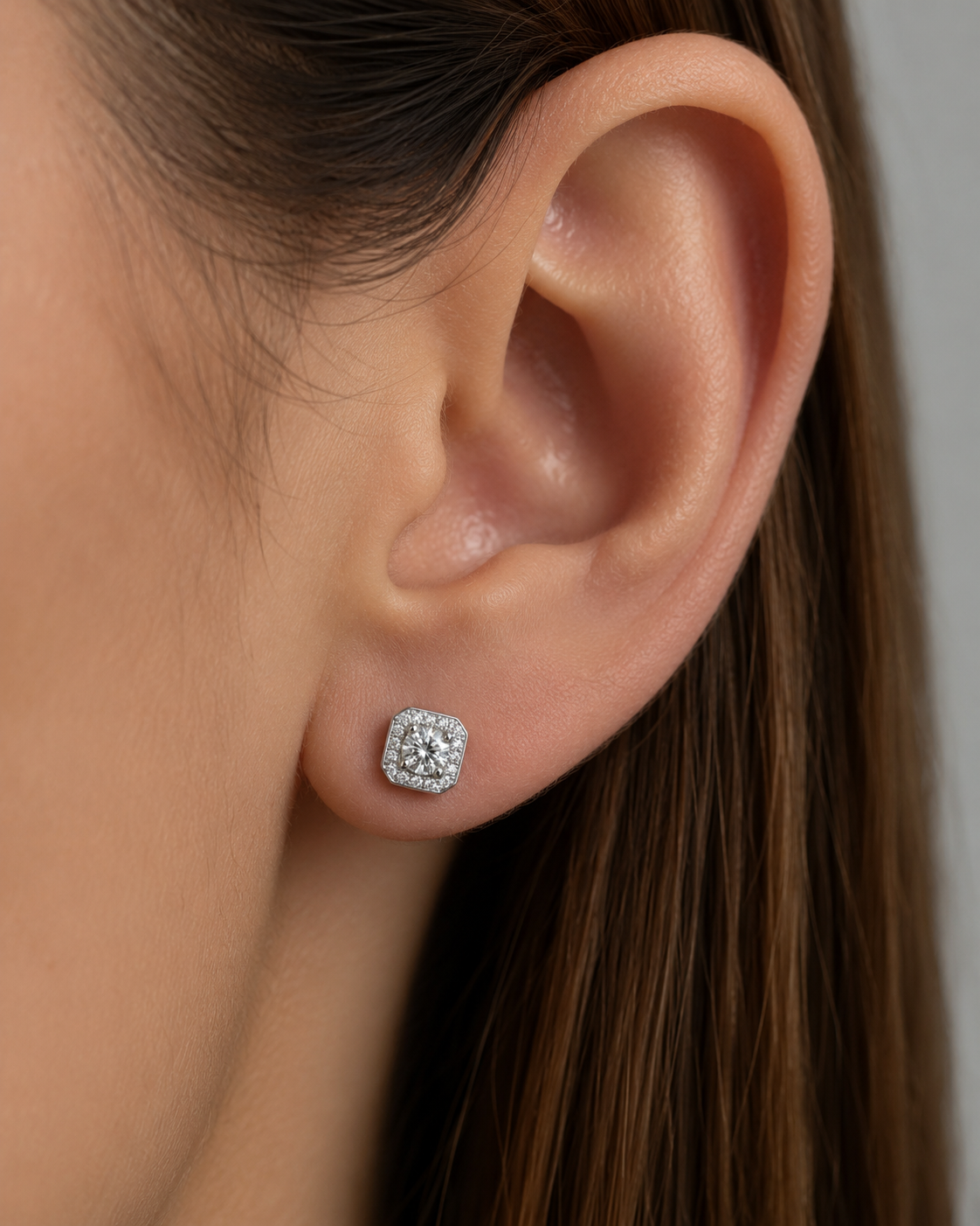 Square Earring Round Center Stone 4mm