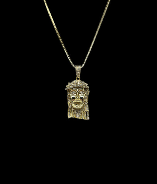 Jesus Head W/ Chain 20”