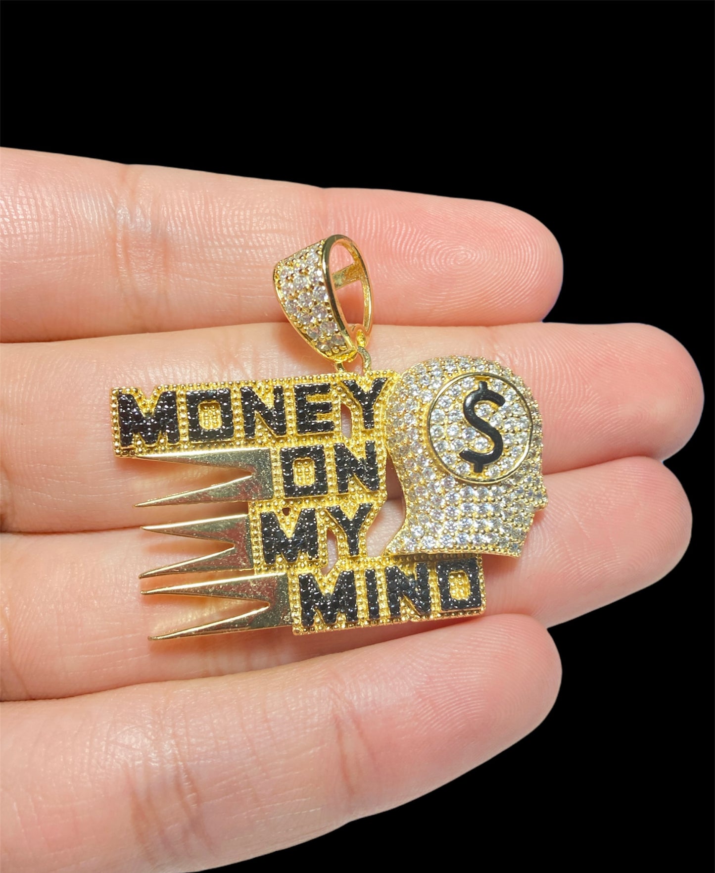 Pendant “MONEY ON MY MIND”